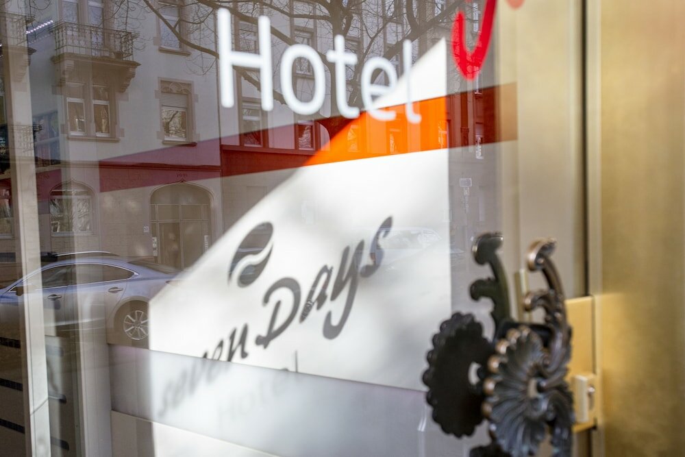 Фото SevenDays Hotel BoardingHouse