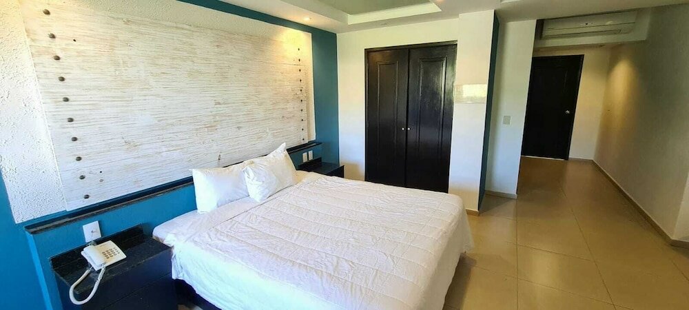 Фото Hotel Borda Cuernavaca