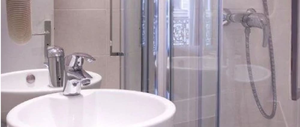 Фото Hotel Le Compostelle