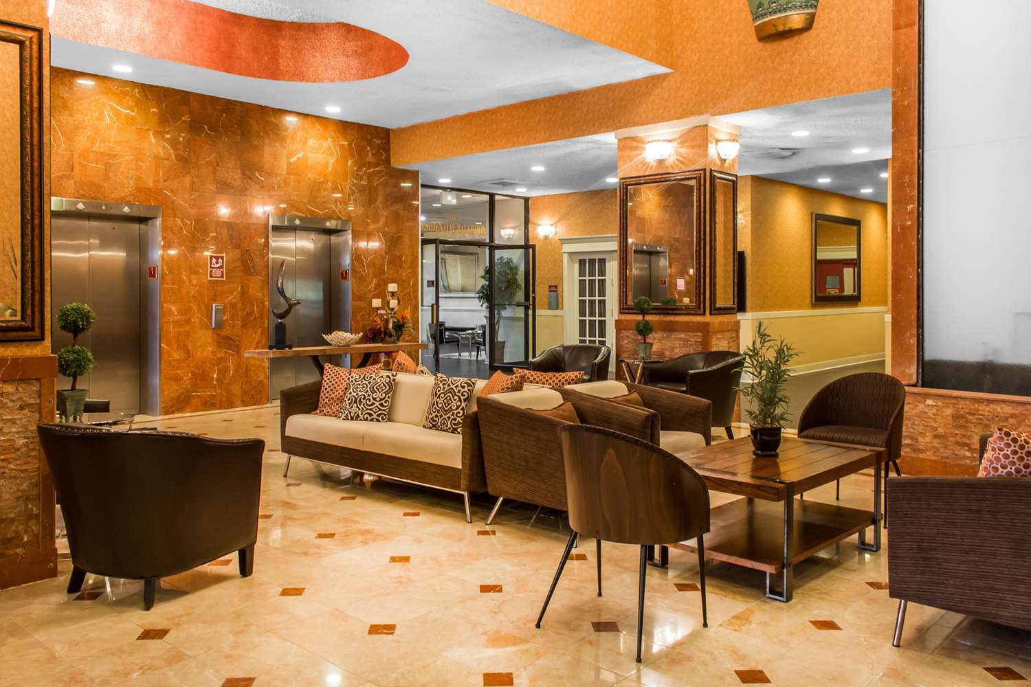 Фото Clarion Hotel Philadelphia International Airport