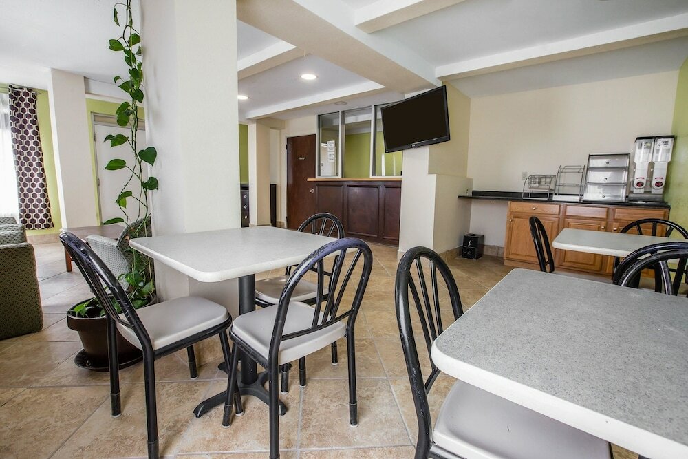 Фото Rodeway Inn