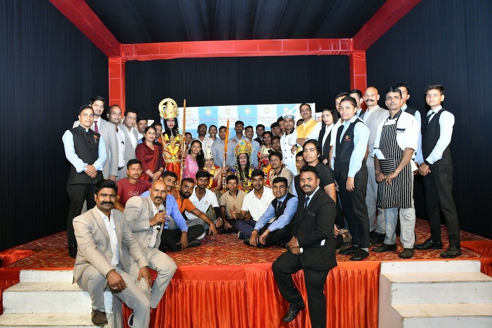 Фото Отель Sun Hotel and Resort