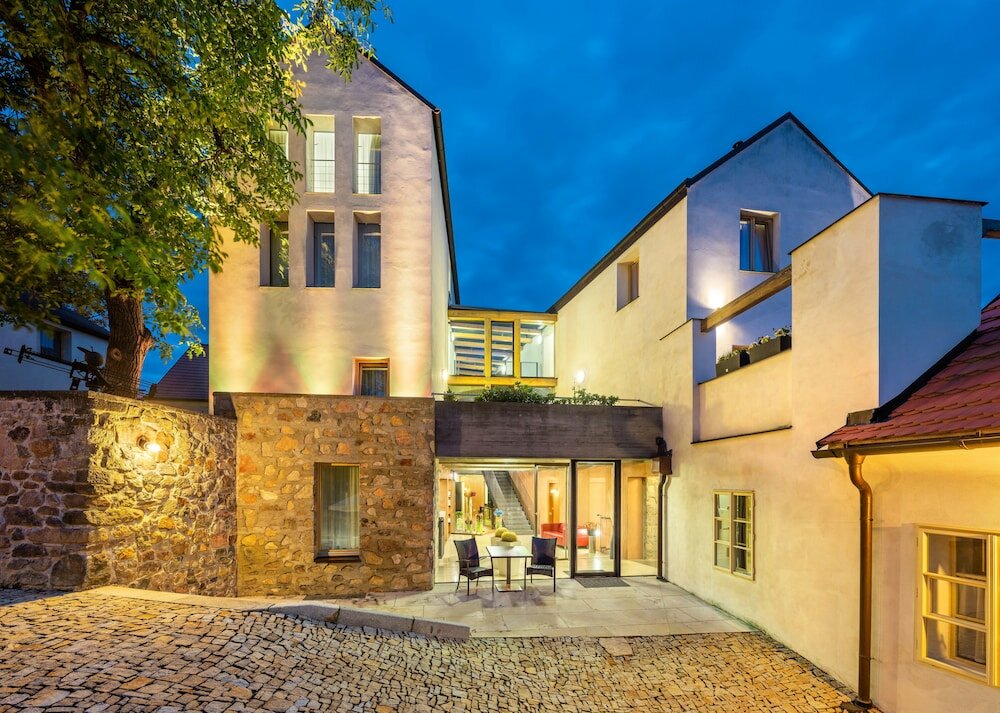 Фото Bellevue Hotel Karlov