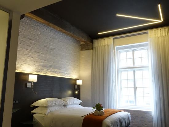 Фото Onomo Hotel Waterfront 