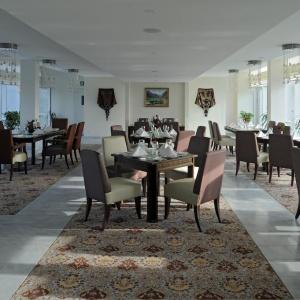 Фото Dushanbe Serena Hotel