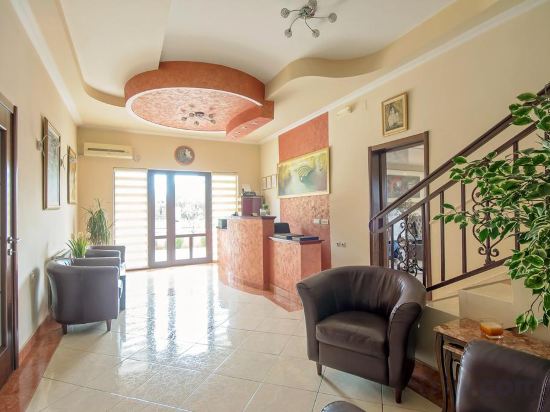 Фото Hotel Holiday