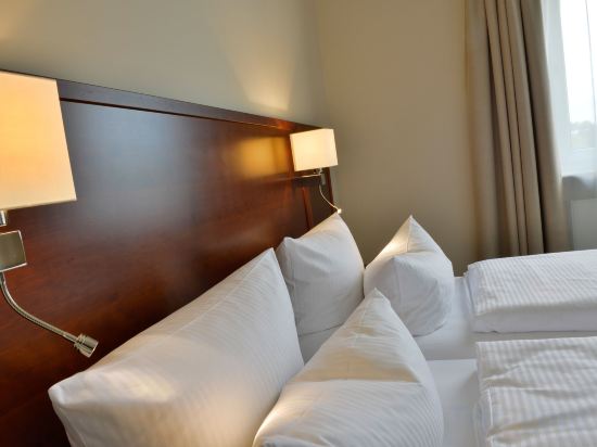 Фото Hotel Der Lindenhof