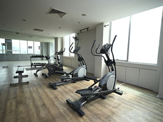 Фото Tower Regency Hotel & Apartments