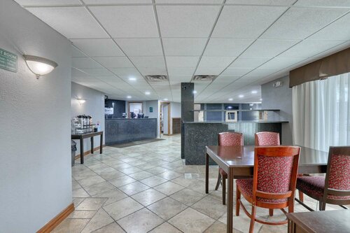 Гостиница Quality Inn & Suites Green Bay Area в Грин Бэй