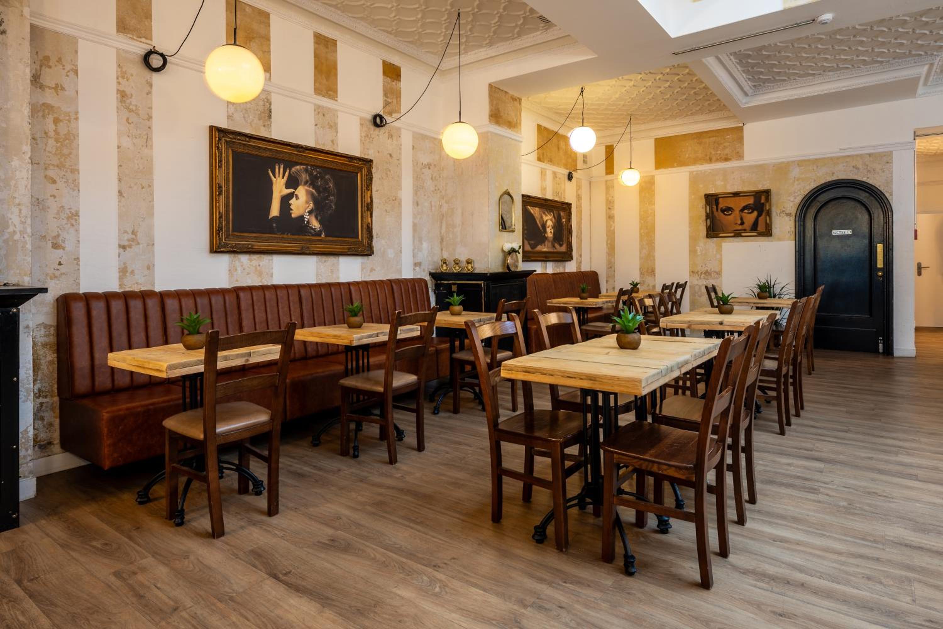 Фото Hotel Bristol