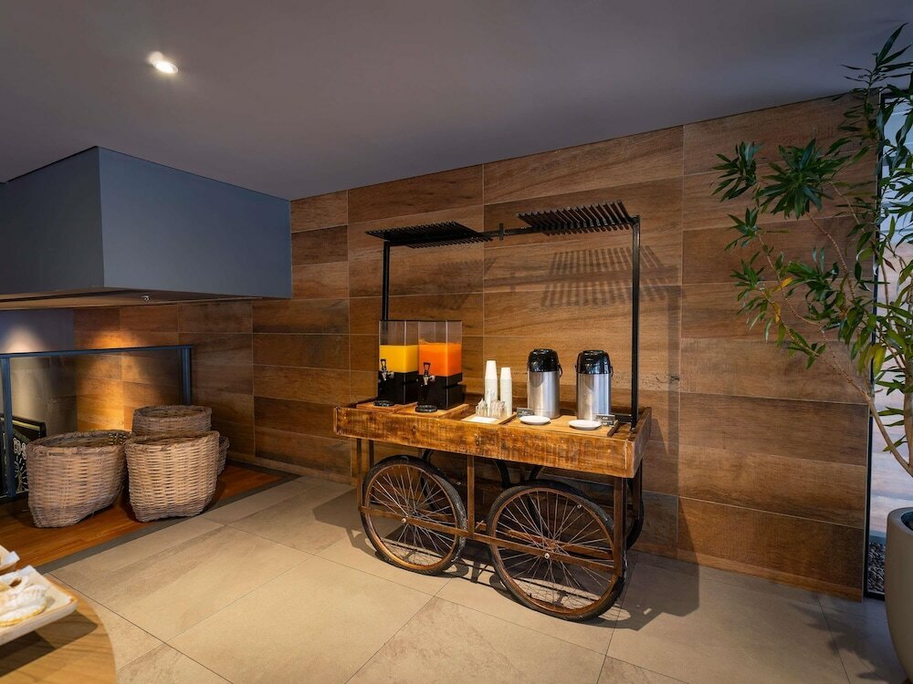 Фото Novotel Curitiba Batel