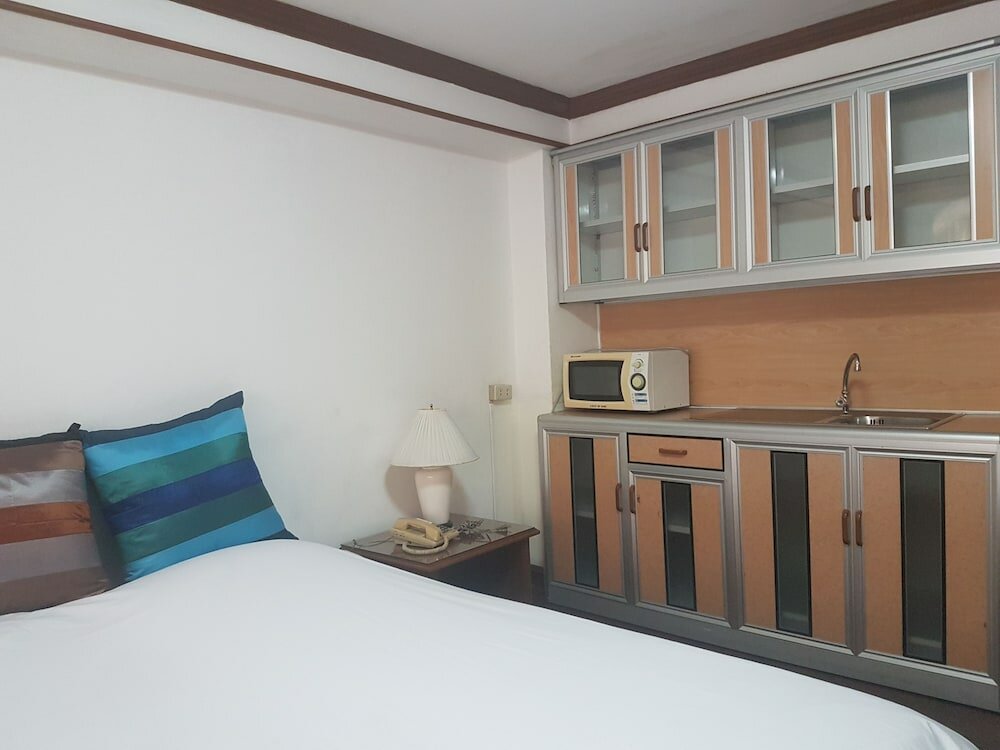 Фото Interchange Tower Serviced Apartment