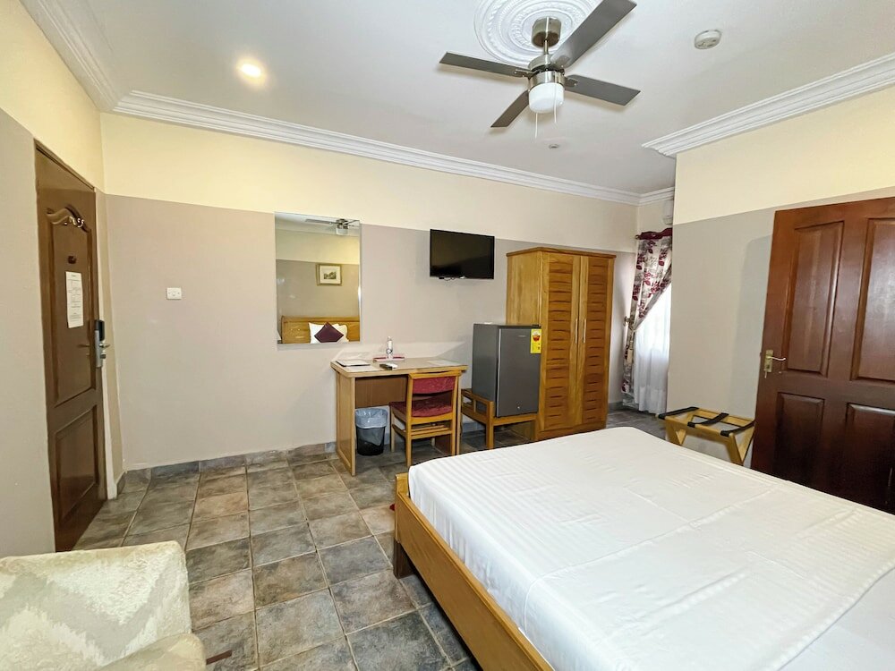 Фото Eden Vale Hotel