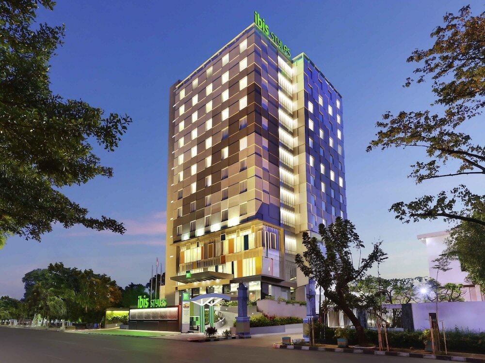Фото Ibis Styles Makassar Sam Ratulangi