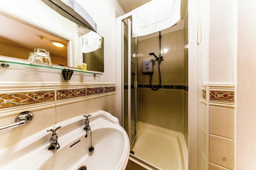 Фото The Lion Hotel