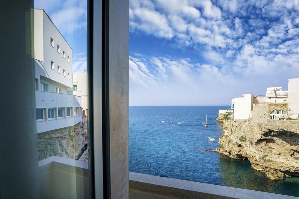 Фото Hotel Grotta Palazzese