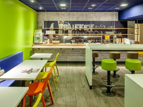 Гостиница Ibis budget Courbevoie Paris la Defense 1 в Нейи-сюре-Сене