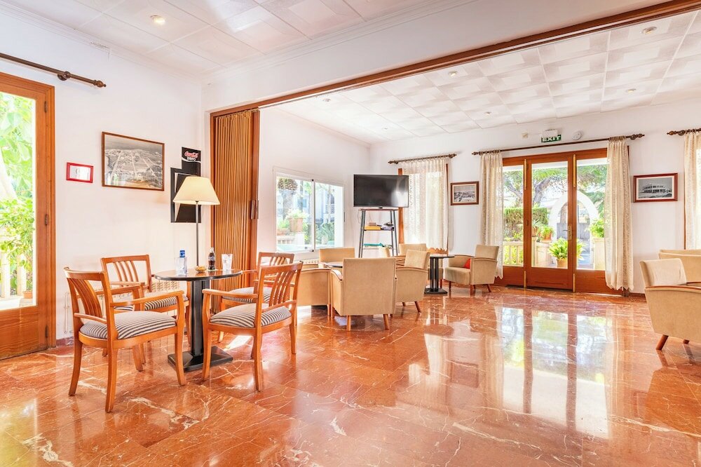 Фото Hotel Martorell