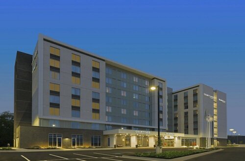 Гостиница Courtyard by Marriott Halifax Dartmouth в Галифаксе