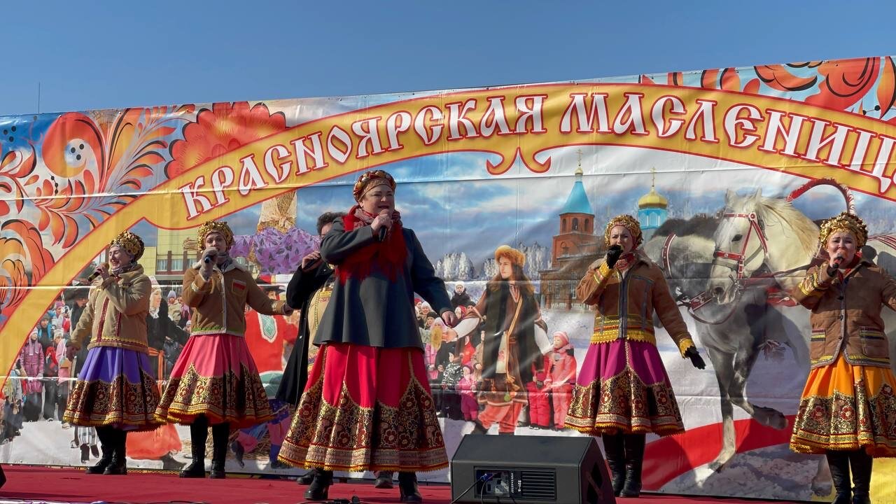 Фото Два холма