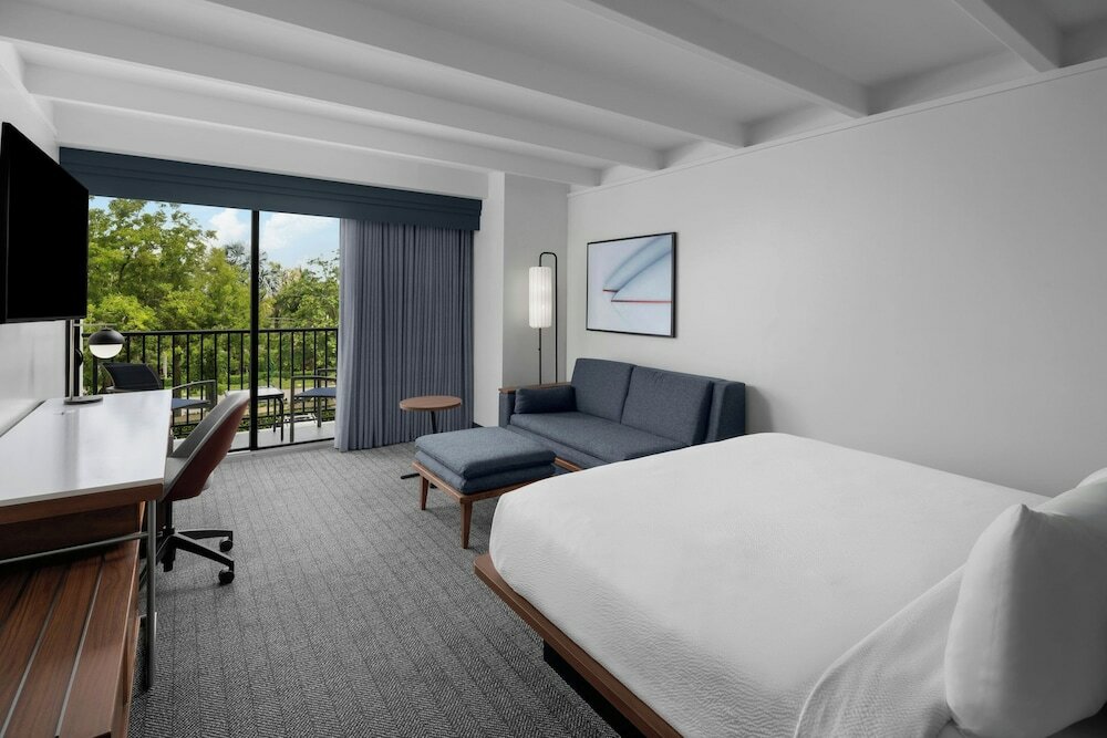 Фото Courtyard by Marriott Fort Lauderdale East/Lauderdale-by-the-Sea