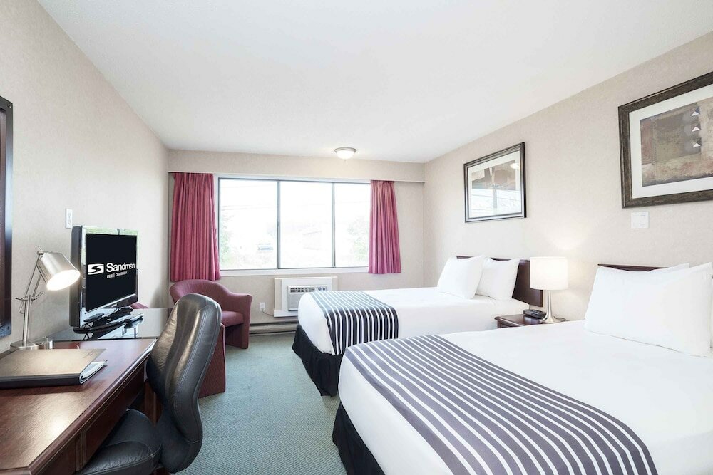 Фото Sandman Inn Cranbrook