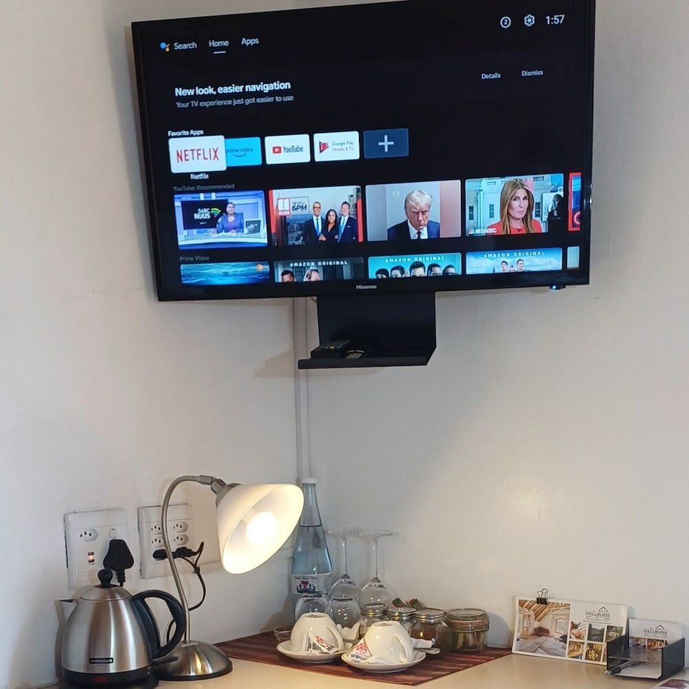 Фото Gubas De Hoek meet eat sleep