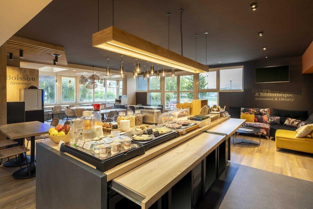 Фото Sure Hotel by Best Western Dole