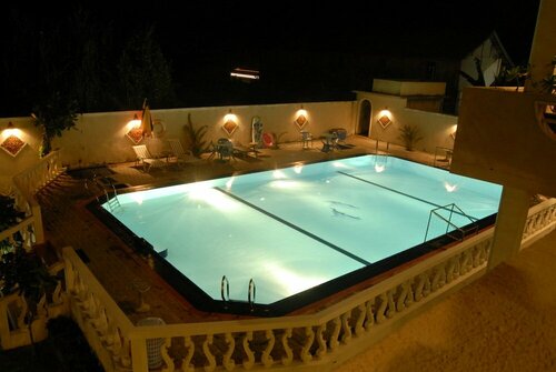 Внешний вид отеля Oasey Beach Hotel в Индуруве, фото 3