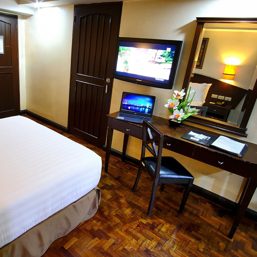 Фото Fersal Hotel Manila