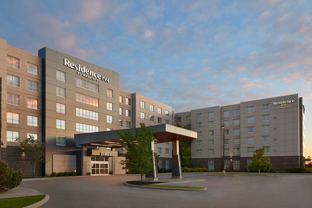 Фото Residence Inn by Marriott Calgary Airport