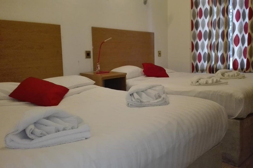 Фото Whiteleaf Hotel