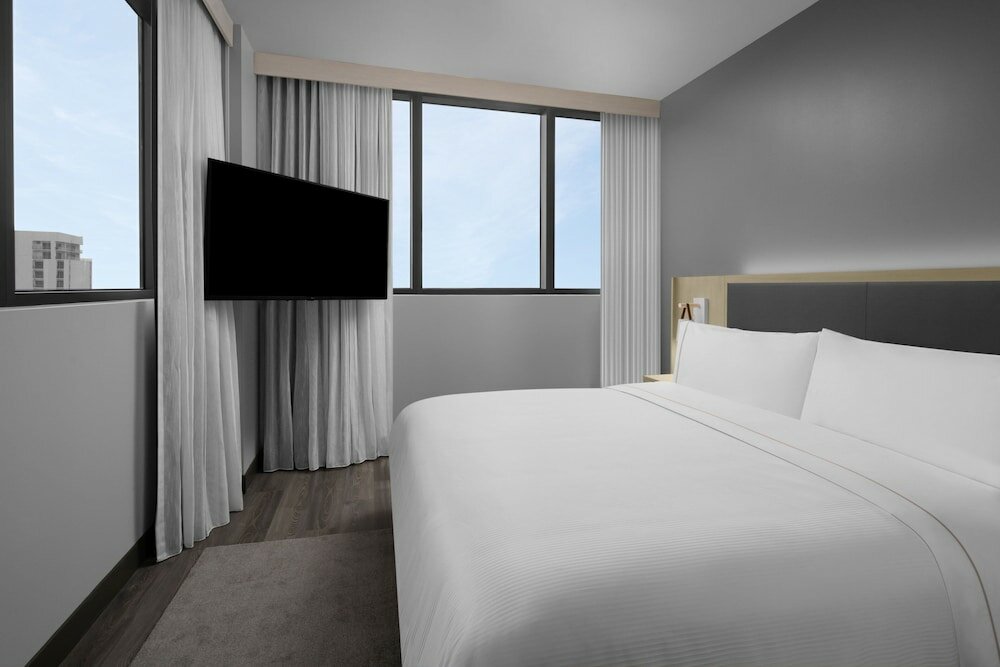 Фото Element Miami Brickell