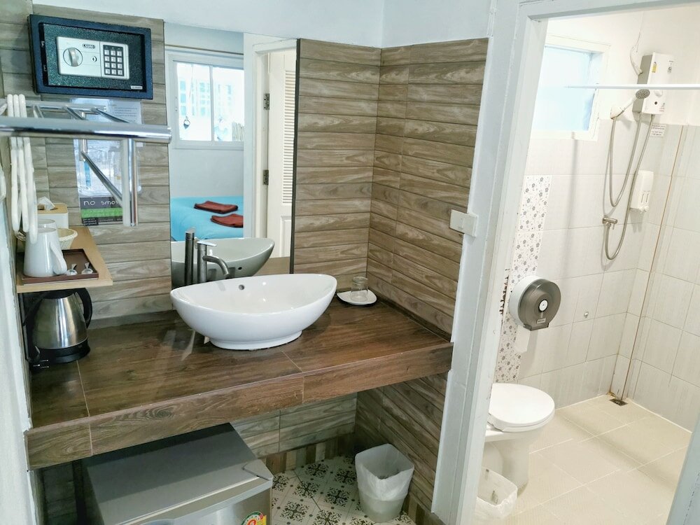 Фото Glur Hostel Aonang