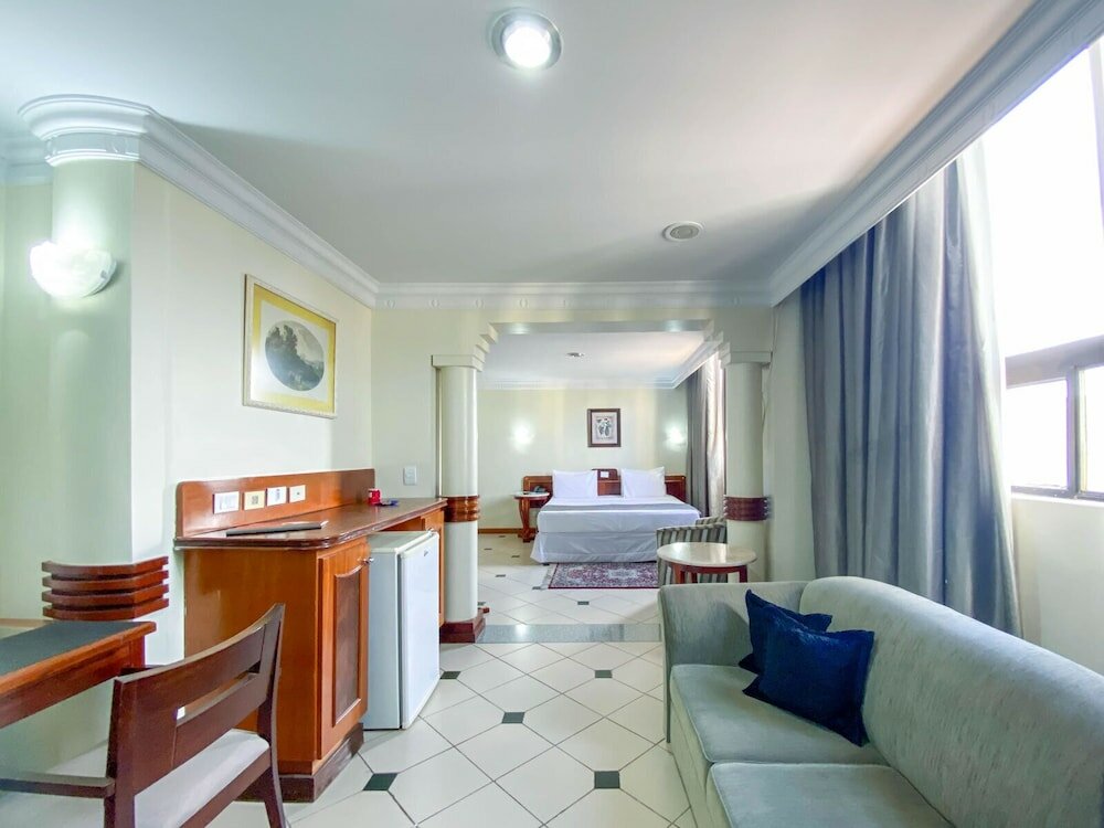 Фото Umuarama Plaza Hotel