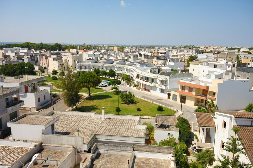 Фото отеля 3