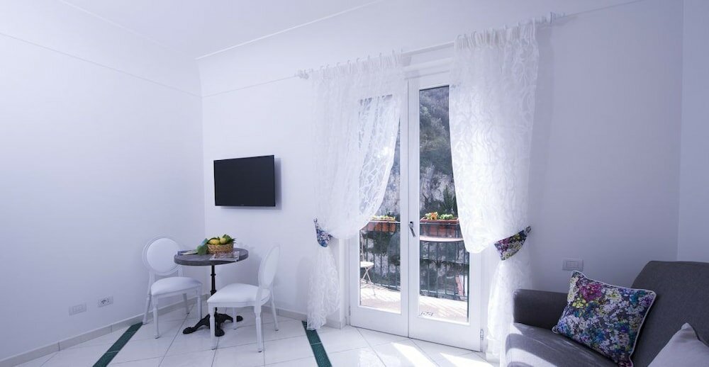 Фото La Valle Delle Ferriere