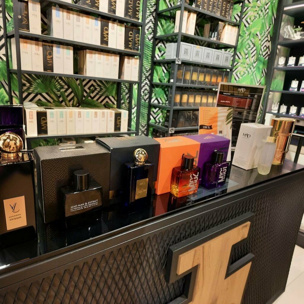 Perfume and cosmetics shop Mad Parfumeur, Istanbul, photo