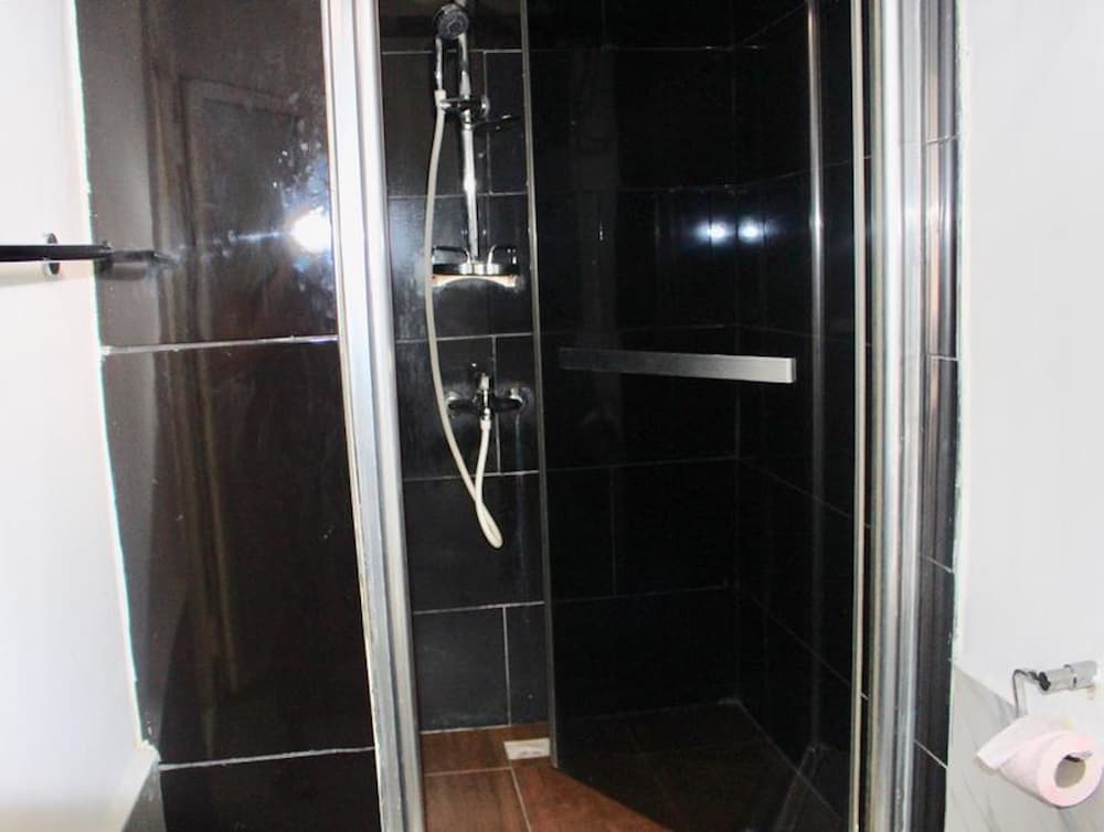 Фото The Residence Apartments