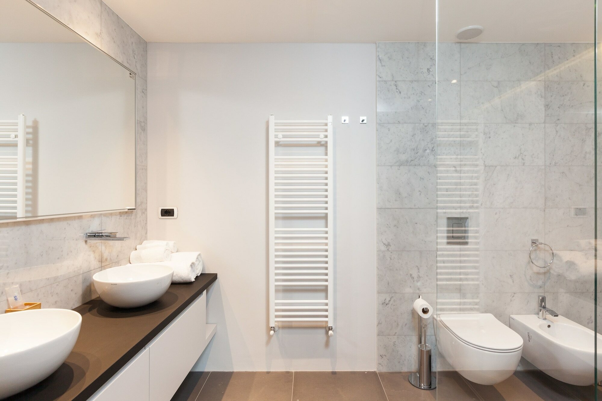 Фото Easyhomes - Duomo Suites & Apartments