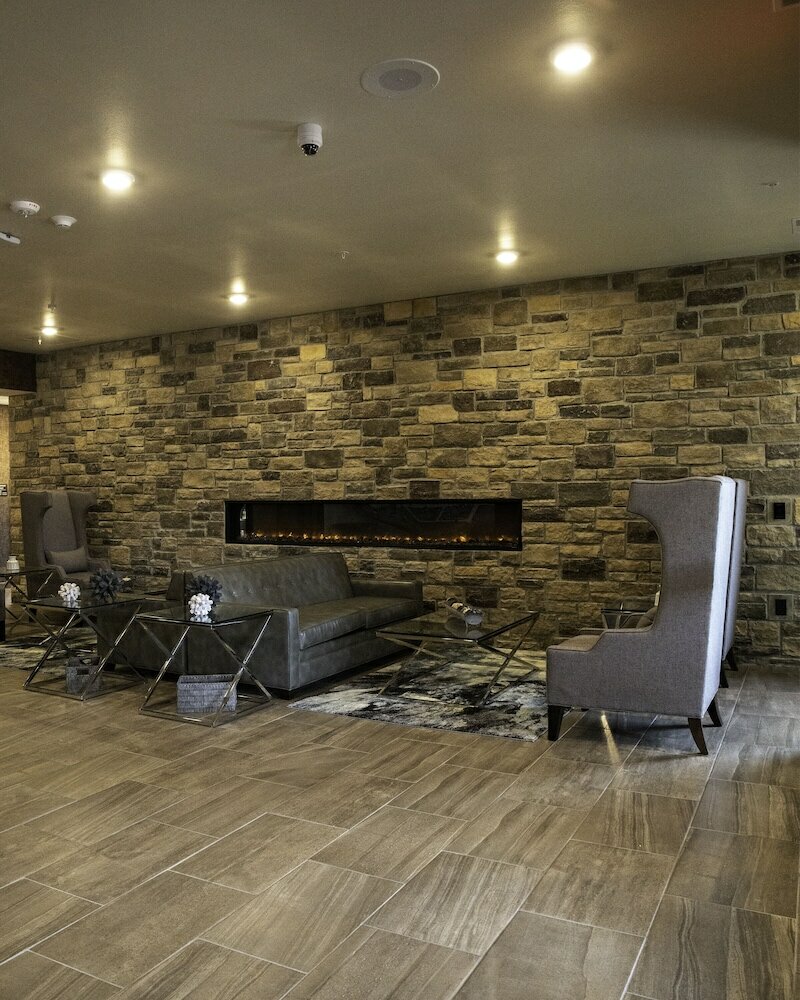 Фото Cobblestone Hotel & Suites - Two Rivers