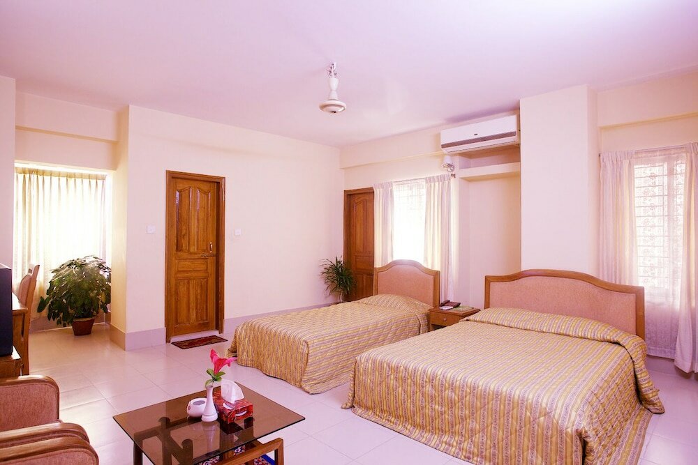 Фото Britannia Hotel