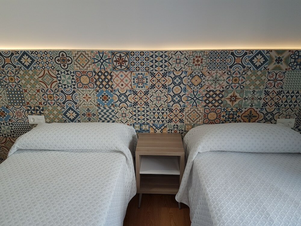 Фото Apartamentos El Castell