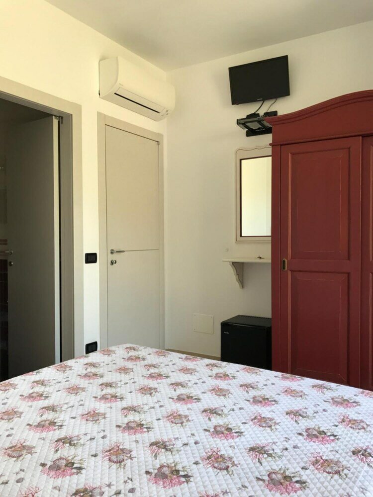 Фото Sandra Villa Rooms