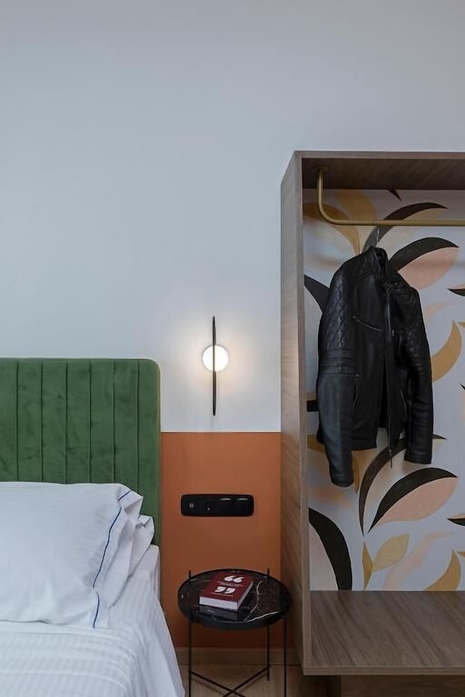 Фото Acro Urban Suites