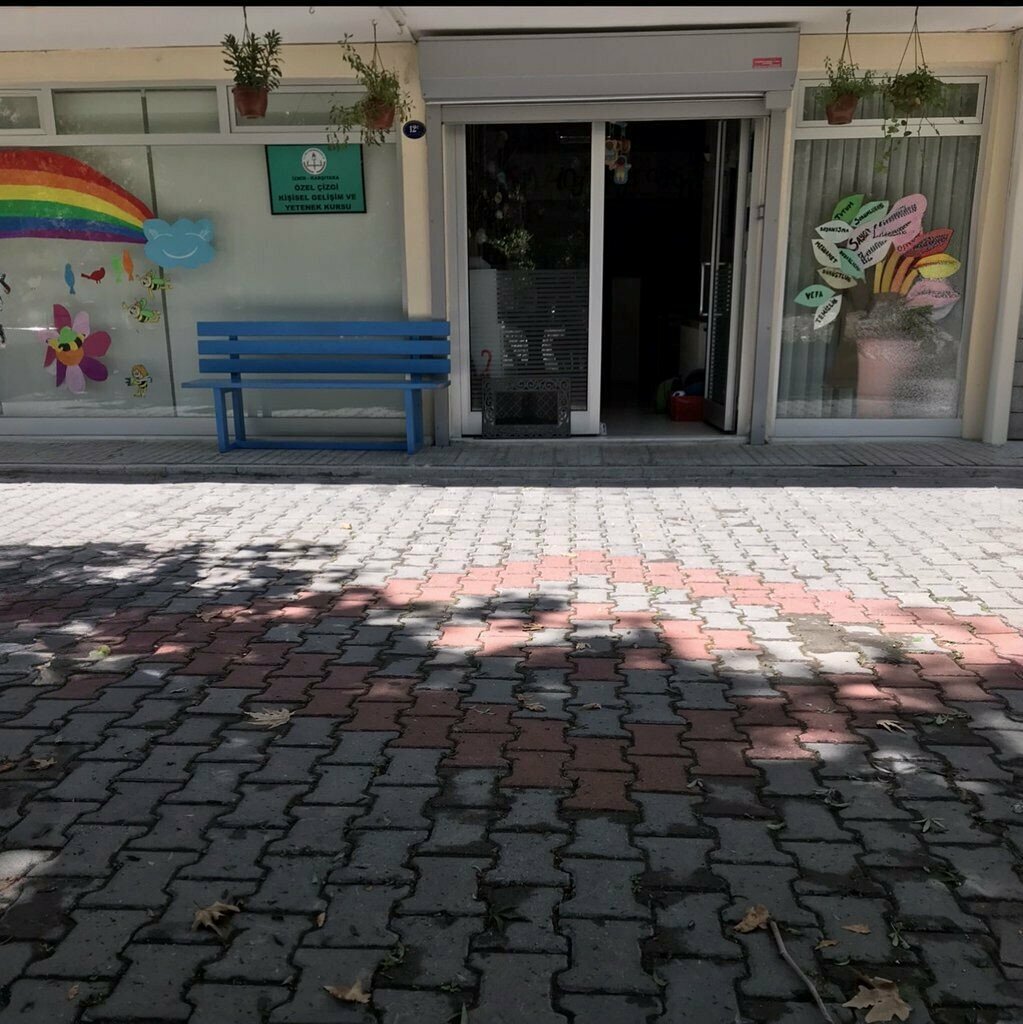 Further education Line Education Center, Izmir, photo