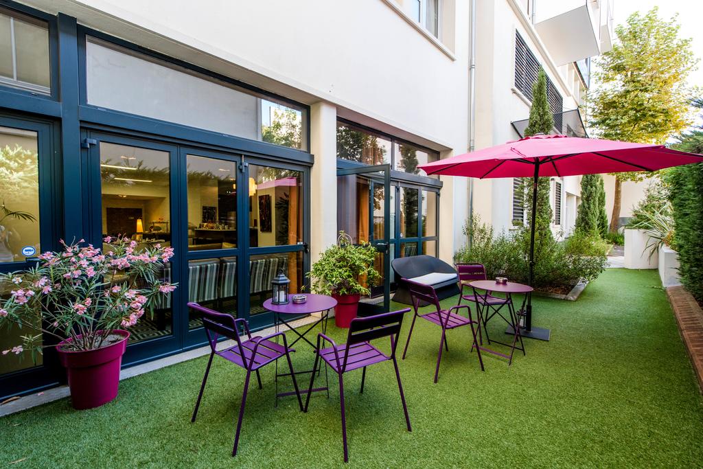 Фото Privilege Appart Hotel Saint Exupery