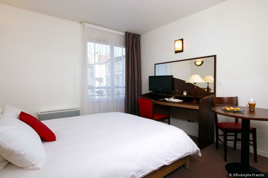 Фото Appart'City Confort Paris Clichy Mairie