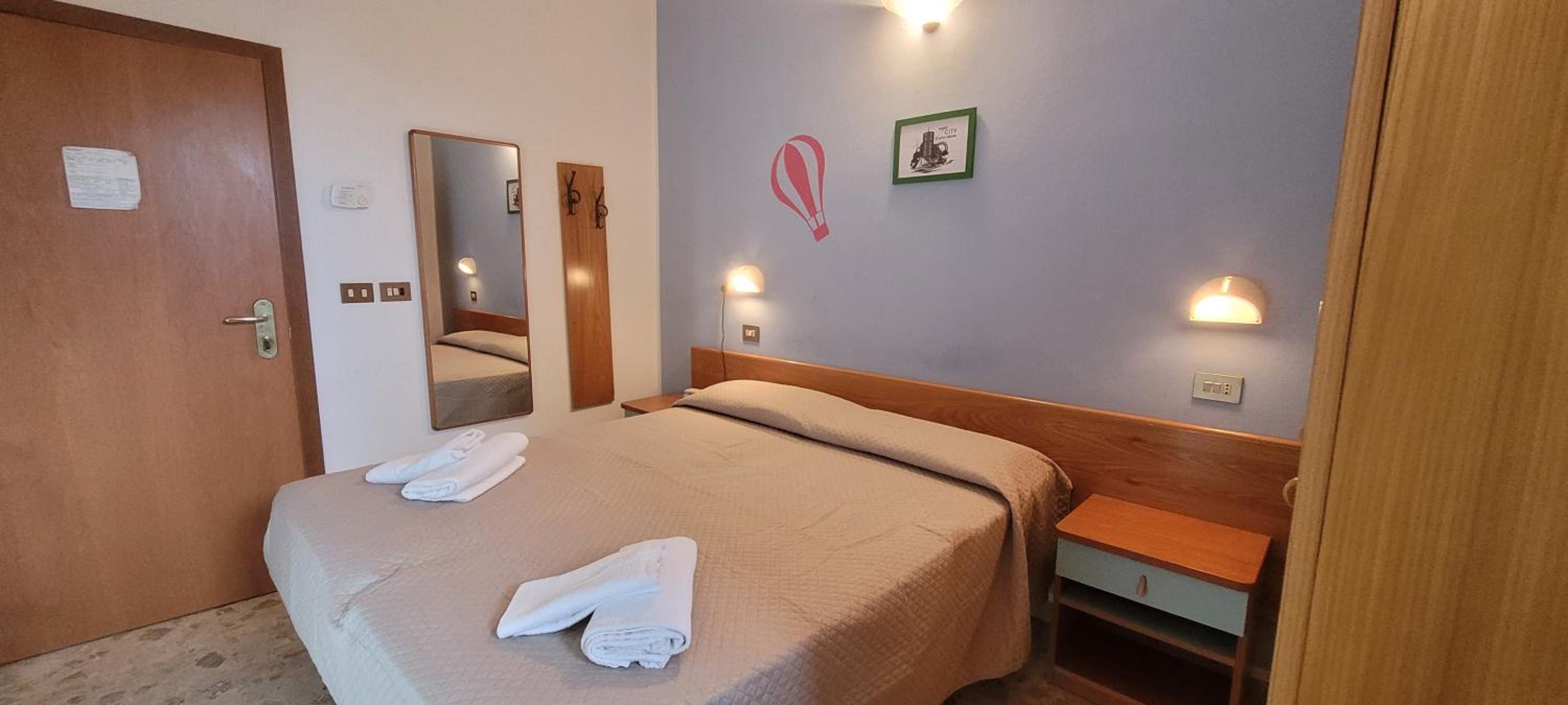 Фото Hotel Santiago