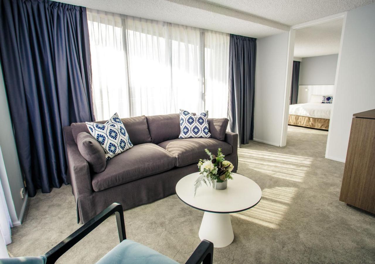 Фото Pacific Hotel Brisbane